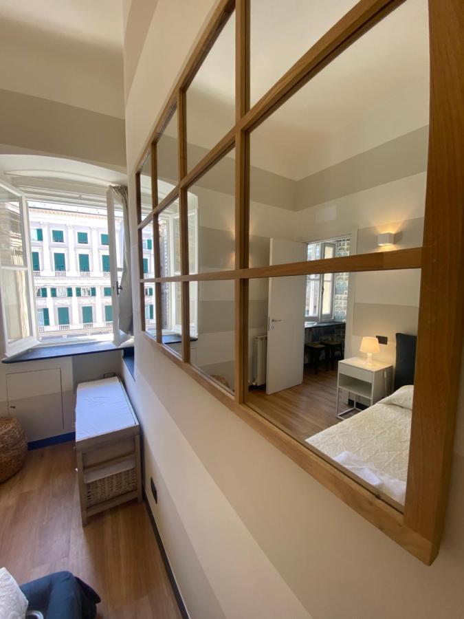 New Apartament In Front Of Genoa Cathedral Bagian luar foto